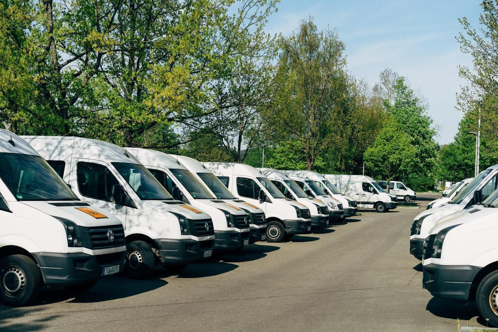 Benefits of Maintaining a Comprehensive Fleet Insurance Policy
